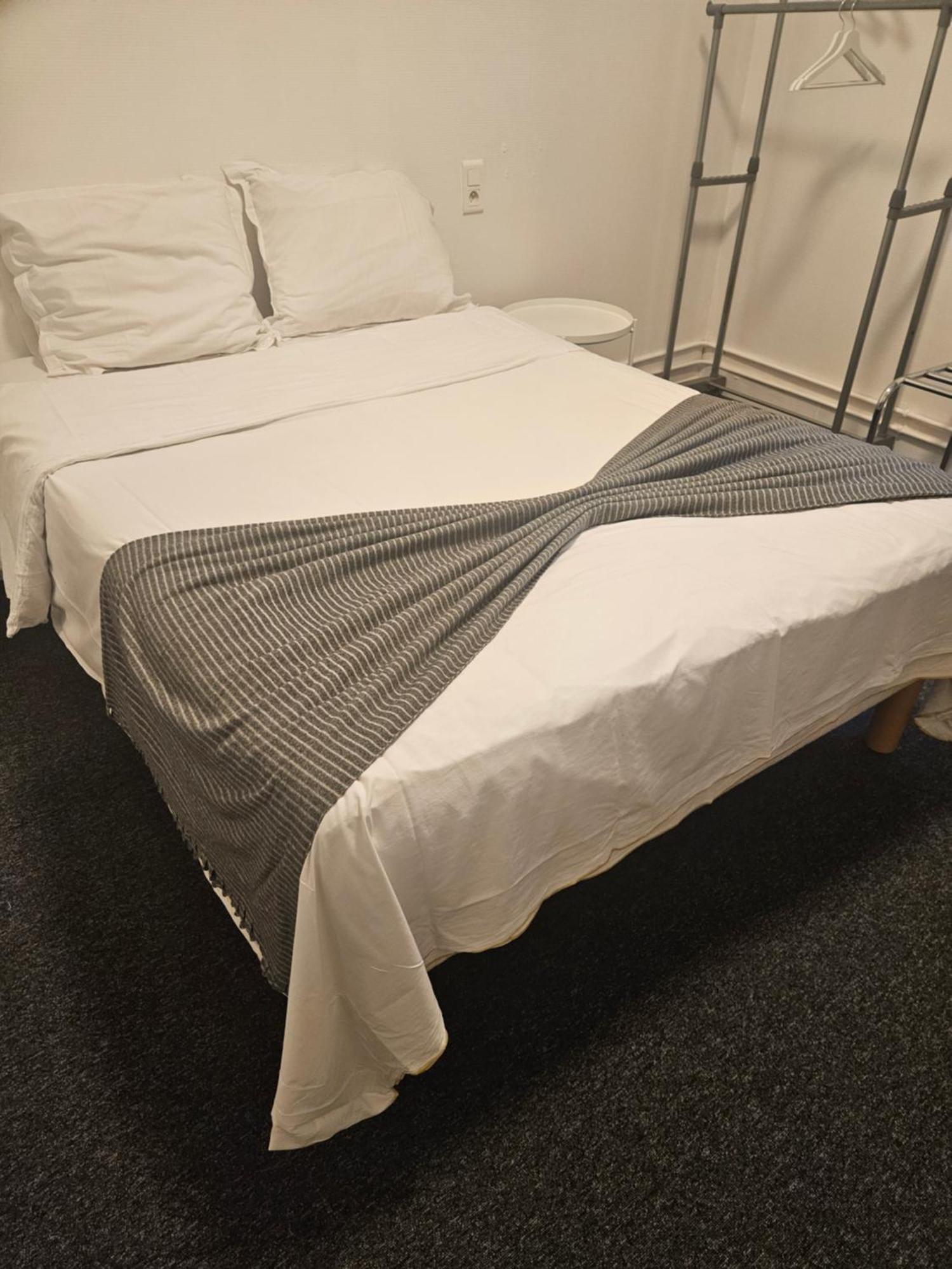 Hotel Du Square Riom Ngoại thất bức ảnh