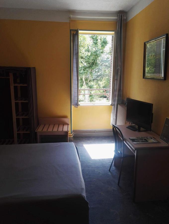 Hotel Du Square Riom Ngoại thất bức ảnh